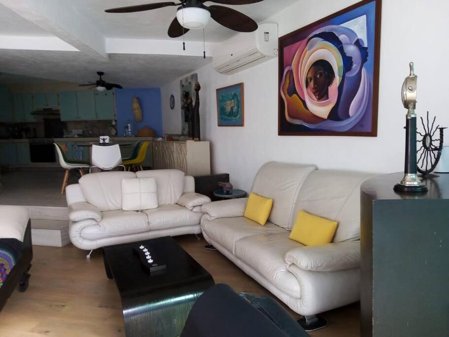 Casa Azul En La Orilla Del Lago Tequesquitengo Exterior foto