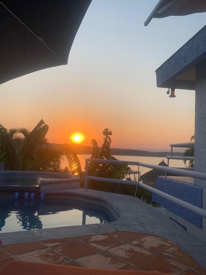 Casa Azul En La Orilla Del Lago Tequesquitengo Exterior foto